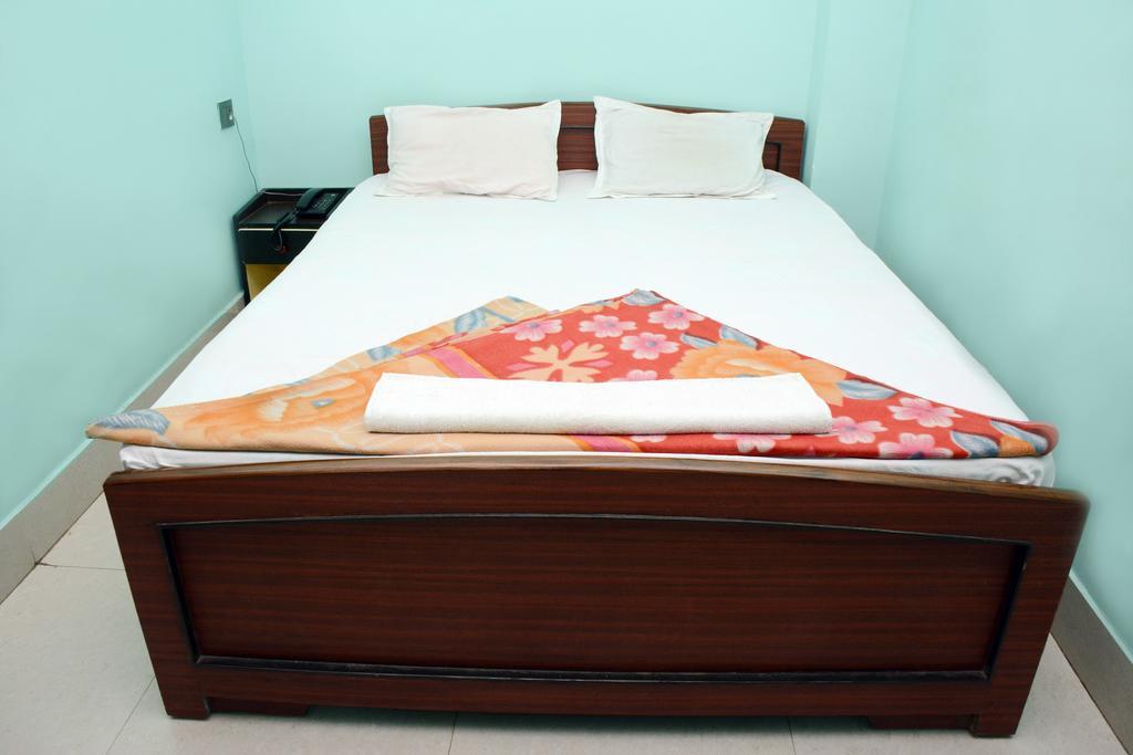 Hotel Nirmal Inn Bhubaneswar Pokój zdjęcie
